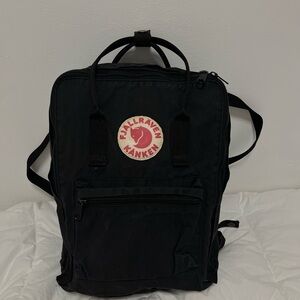 Fjallraven Kanken Backpack in Black
